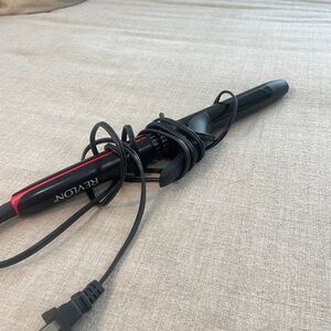 Revlon Black and Red Tapered Curling Iron